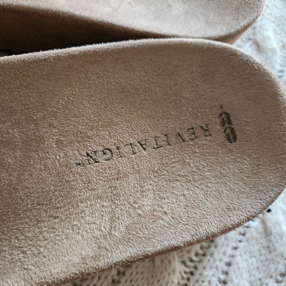 NWT.REVITALIGN Tan and Cream Animal Print Sandals - Picture 4 of 7